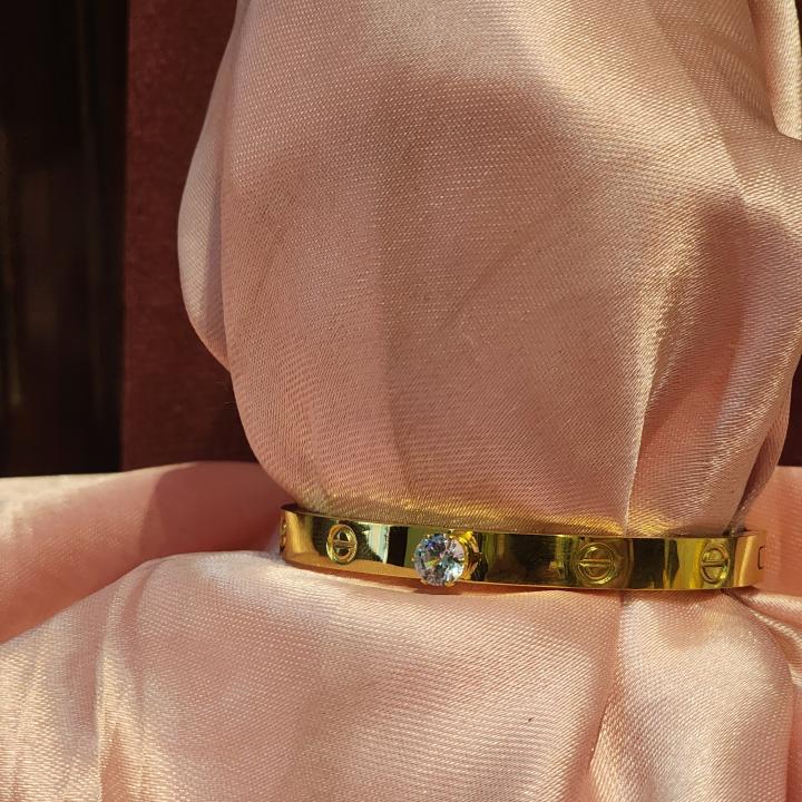 Cartier Love Gold Bracelet With White Gemstone On Top