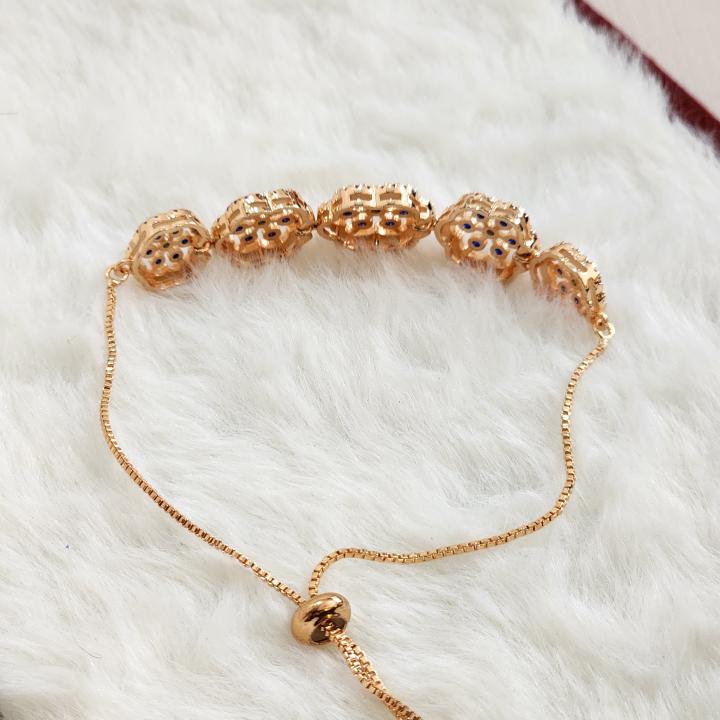 Floral AD Embellishments Rakhi/Bracelet