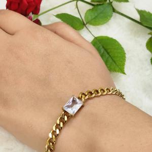 Unisex Gold Chain With Radiant Gemstone Bracelet