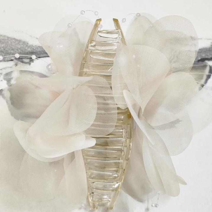 Ivory Bloom Butterfly Clutcher