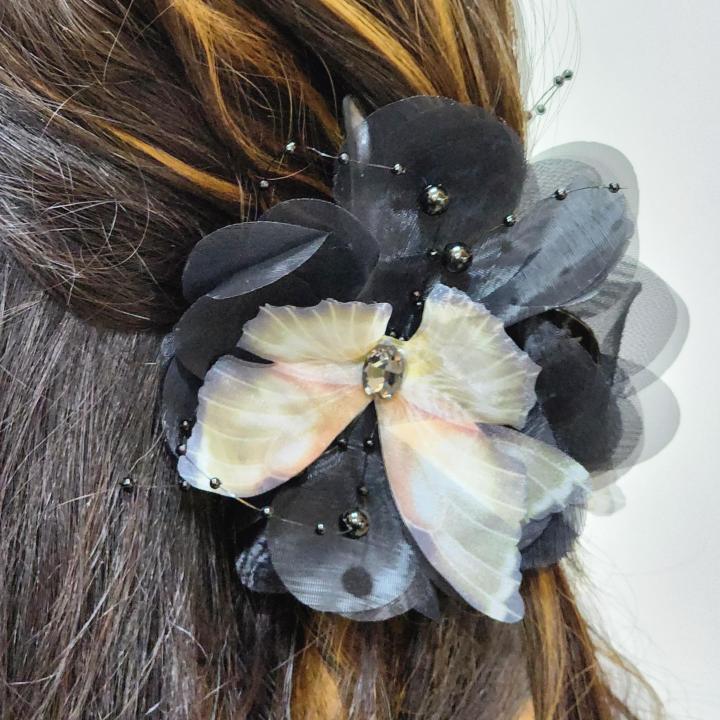 Noir Elegance Butterfly Clutcher