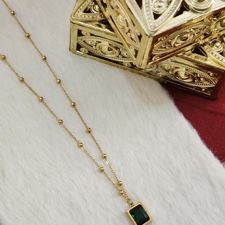 Emerald Grace Pendant Necklace