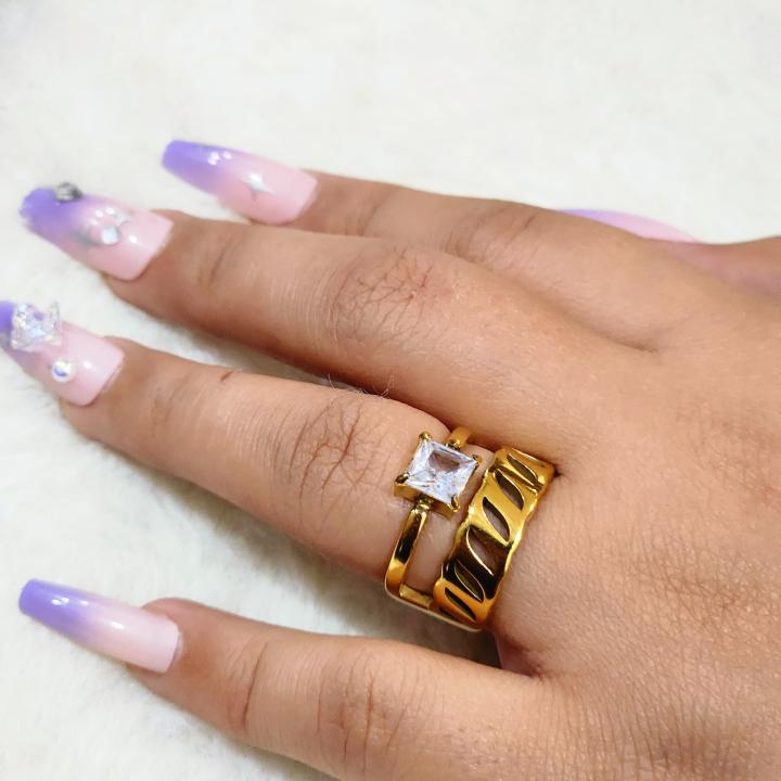 Gold Ring With A Shank Design & Square-Cut Gemstone On Top