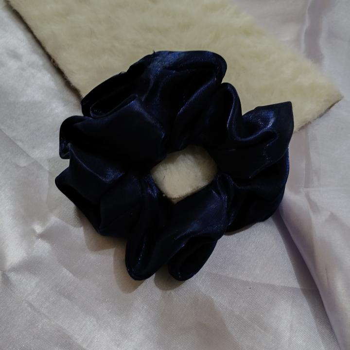 Luxe Aabhushan – Satin Bloom Scrunchie Set (Pack of 6)