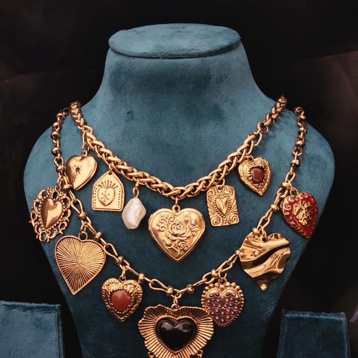 Heeramoti Charm Cascade” Necklace Set