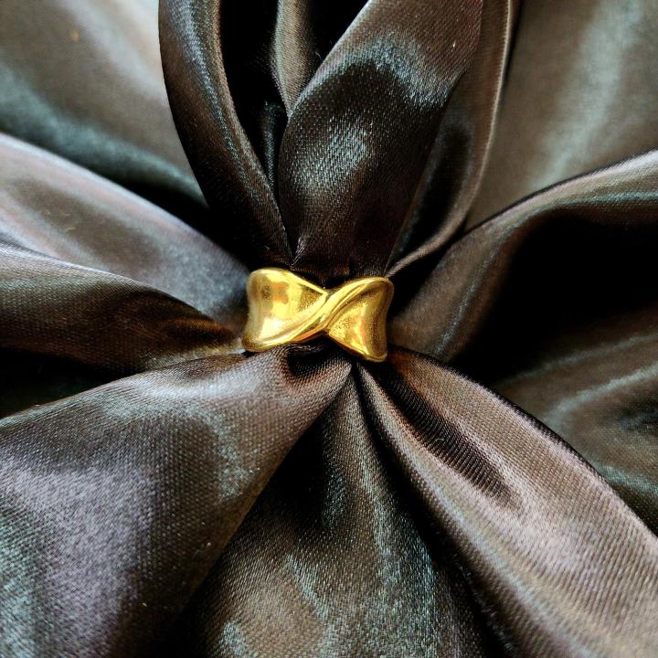 Sculpted Bow/Infinity Statement Ring