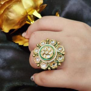 Viraasat Kundan Royale Ring