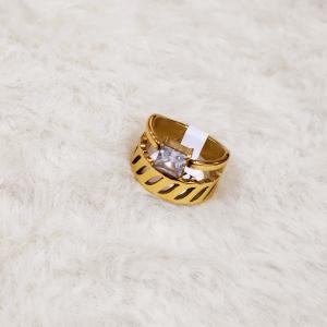 Gold Ring With A Shank Design & Square-Cut Gemstone On Top