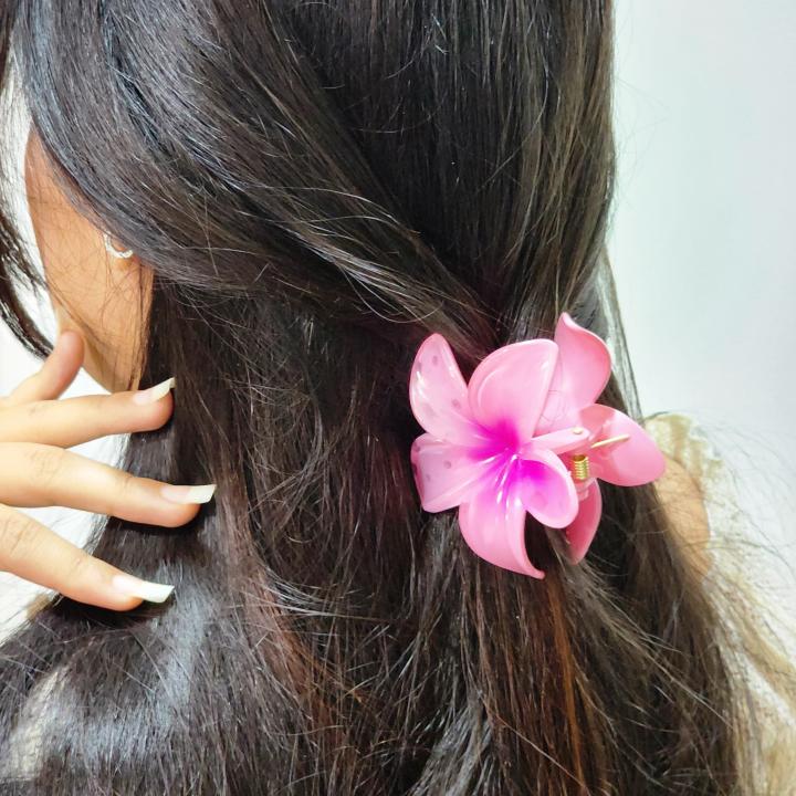 Blush Magenta Lily Clutcher