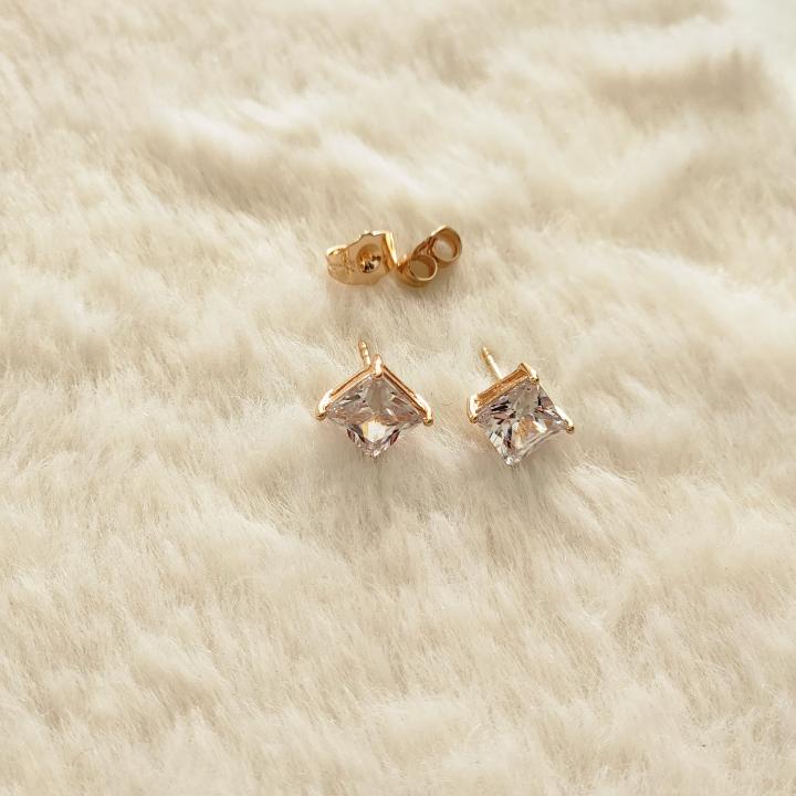 Unisex Elegant square-Cut Gold Stud Earrings