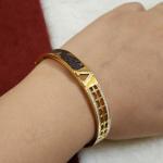 Unisex Designer Louis Vuitton Essential V Bangle Bracelet