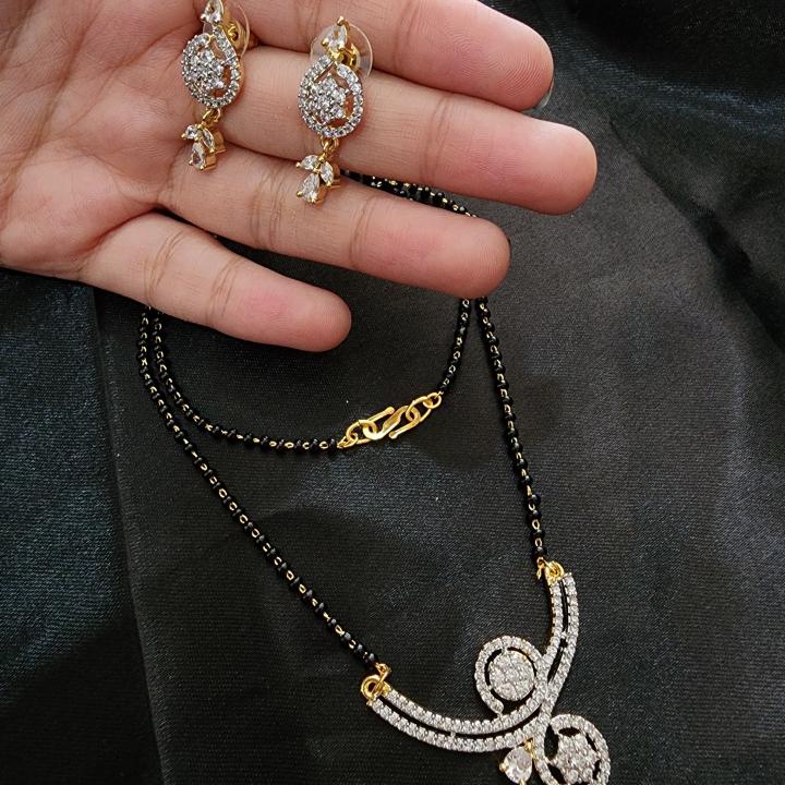 Nayra Moissanite Mangalsutra set