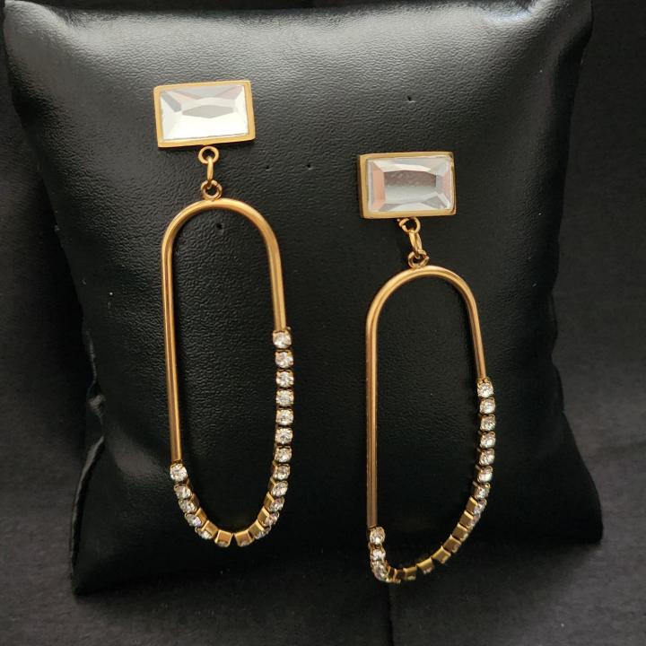 Gold Dangle Earrings With Engraved Gemstones