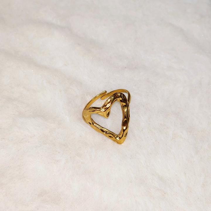 LUXE Irregular Hammered Hollow Heart Gold Ring