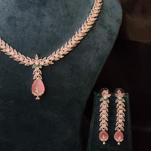 Rosélia Bloom American Diamond Necklace Set