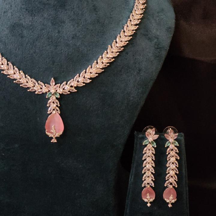 Rosélia Bloom American Diamond Necklace Set