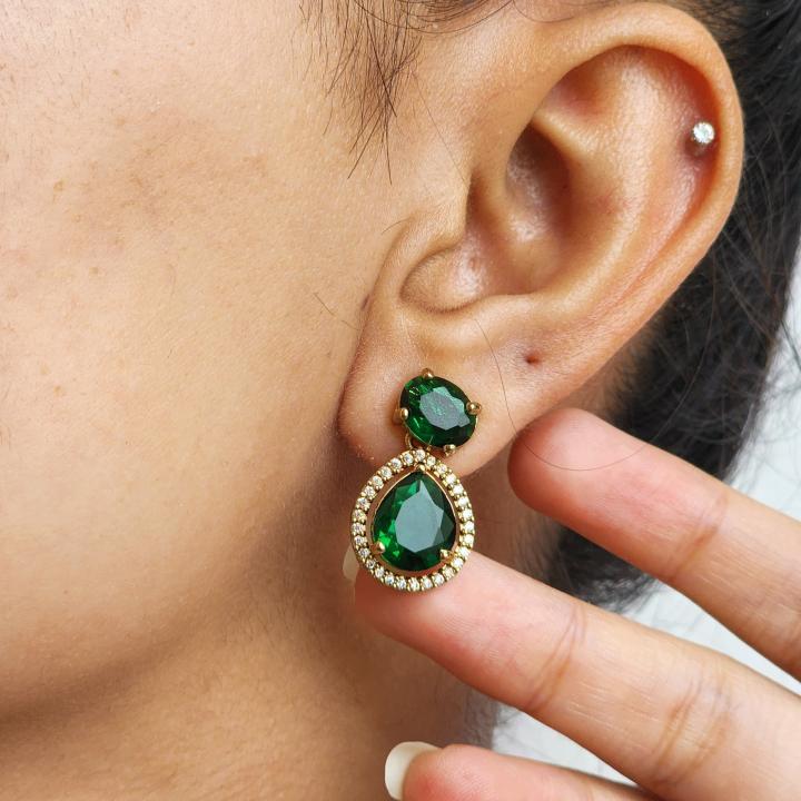 Zehra Royale Emerald Necklace Set