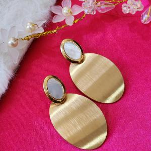 Elegance in Gold – Brushed Oval Drop Earrings