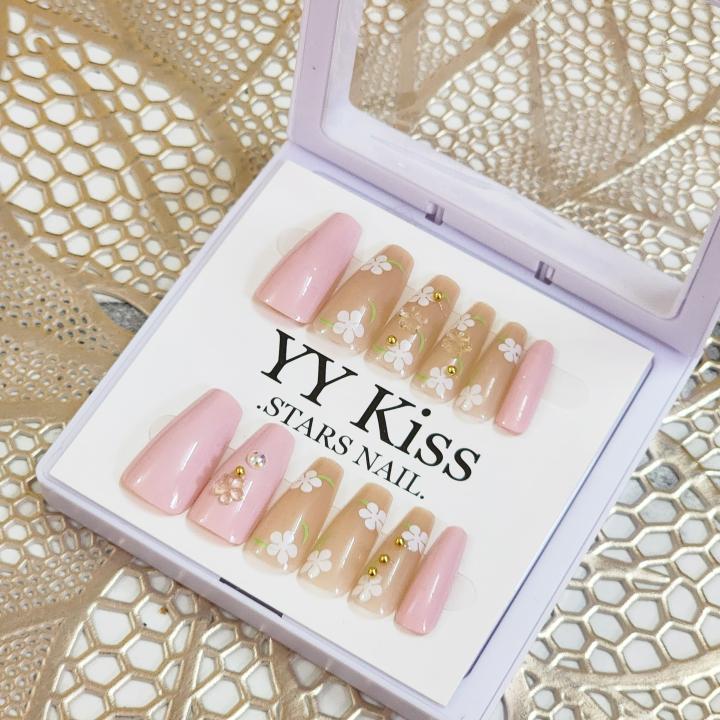 “Blossom Nudes” Luxe Press-On Nail Set
