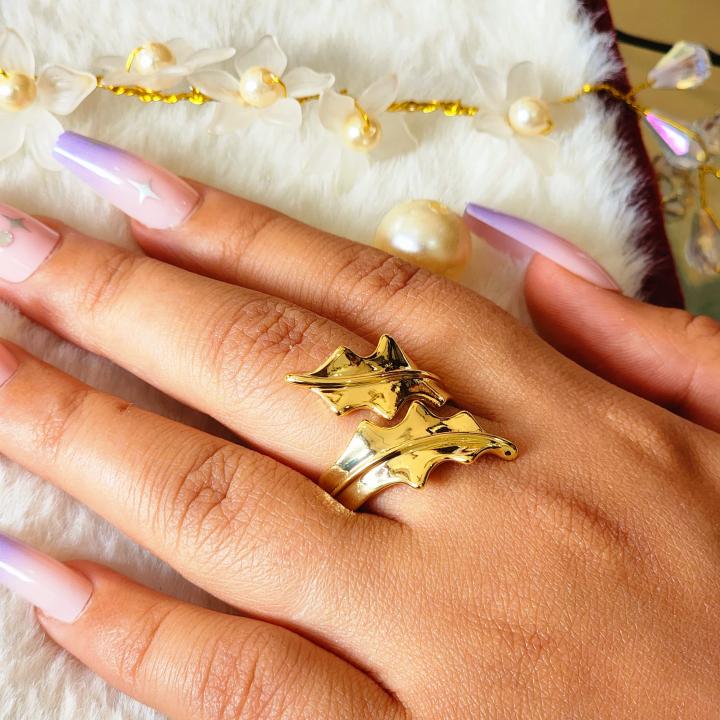 Aira Leaf Wrap Ring